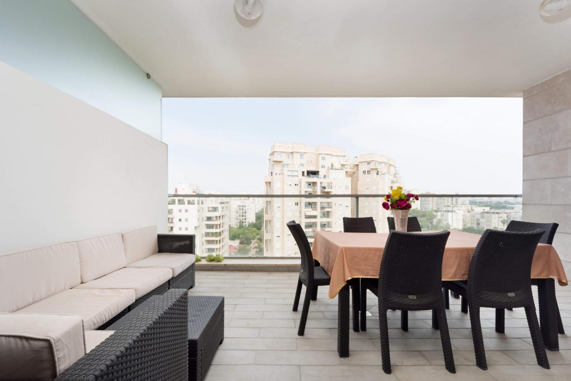 Urban Gem With Outdoor Lounge By Sea N' Rent Apartman Tel-Aviv Kültér fotó